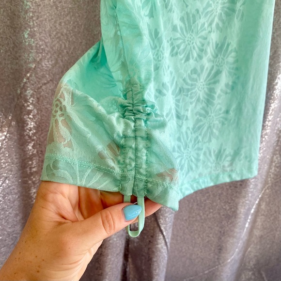 Mint Green Fabletics Tank 💚 - Picture 5 of 6